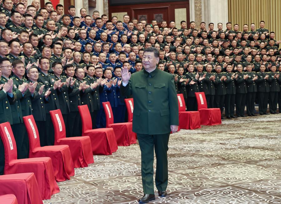 Xi attends grand gathering in celebration of Xinjiang Uygur Autonomous Region’s 70th founding anniversary