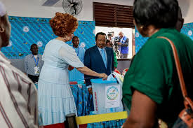 Counting begins as polls close in Cameroon’s presidential election
