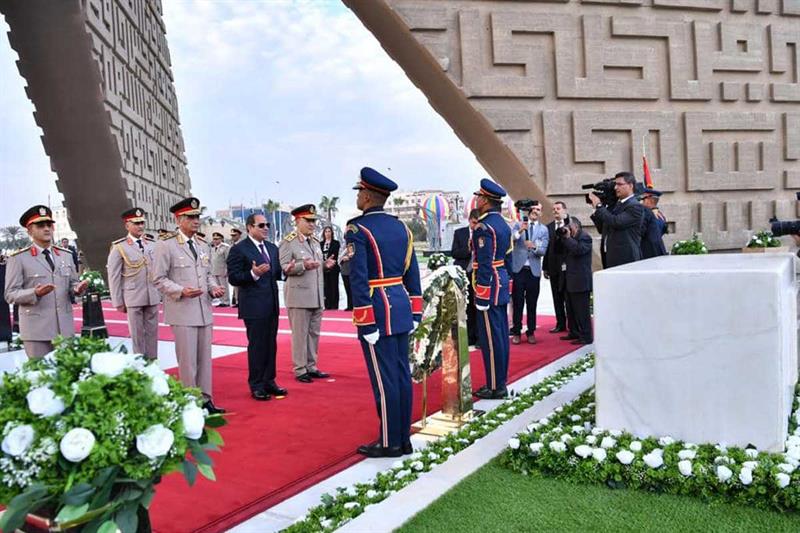 President El-Sisi lays wreath at memorial and tombs of Presidents Sadat & Nasser