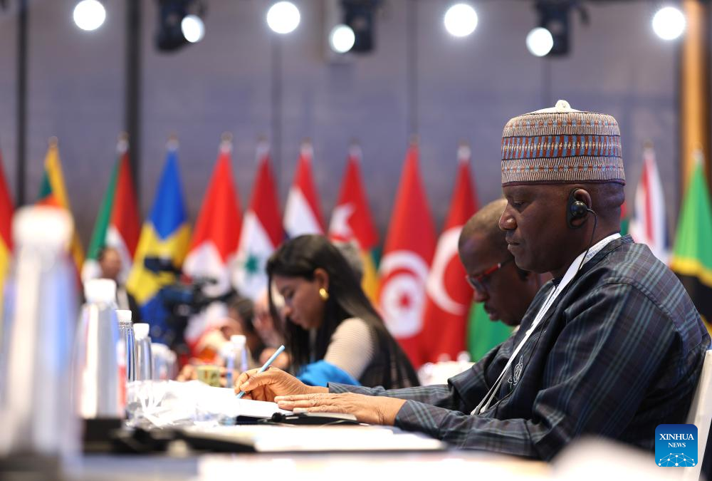 Int’l community taking action to advance global governance: Xinhua research report